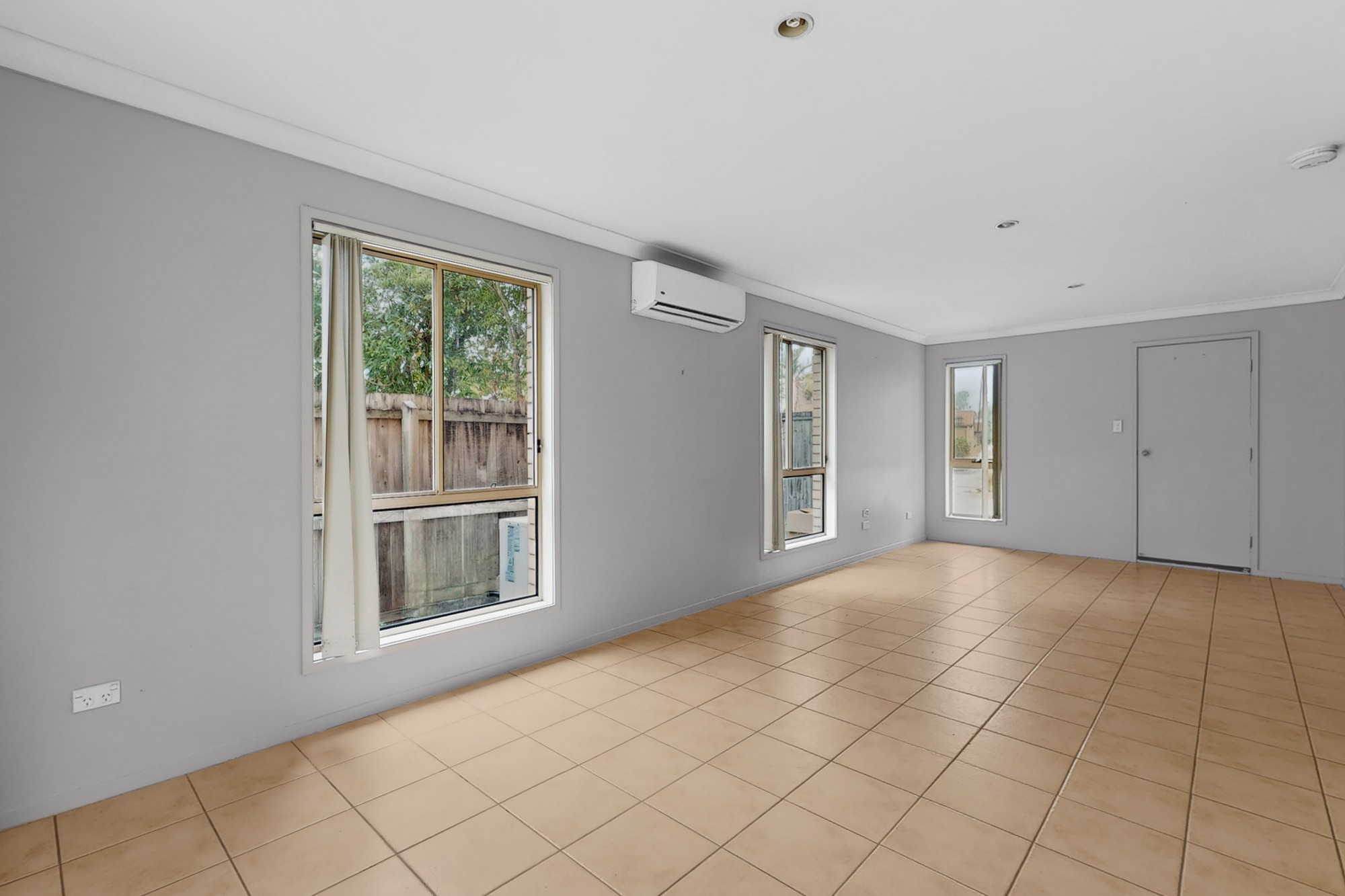 Unit 5 at Bay Breeze Village, Deception Bay – photo 5